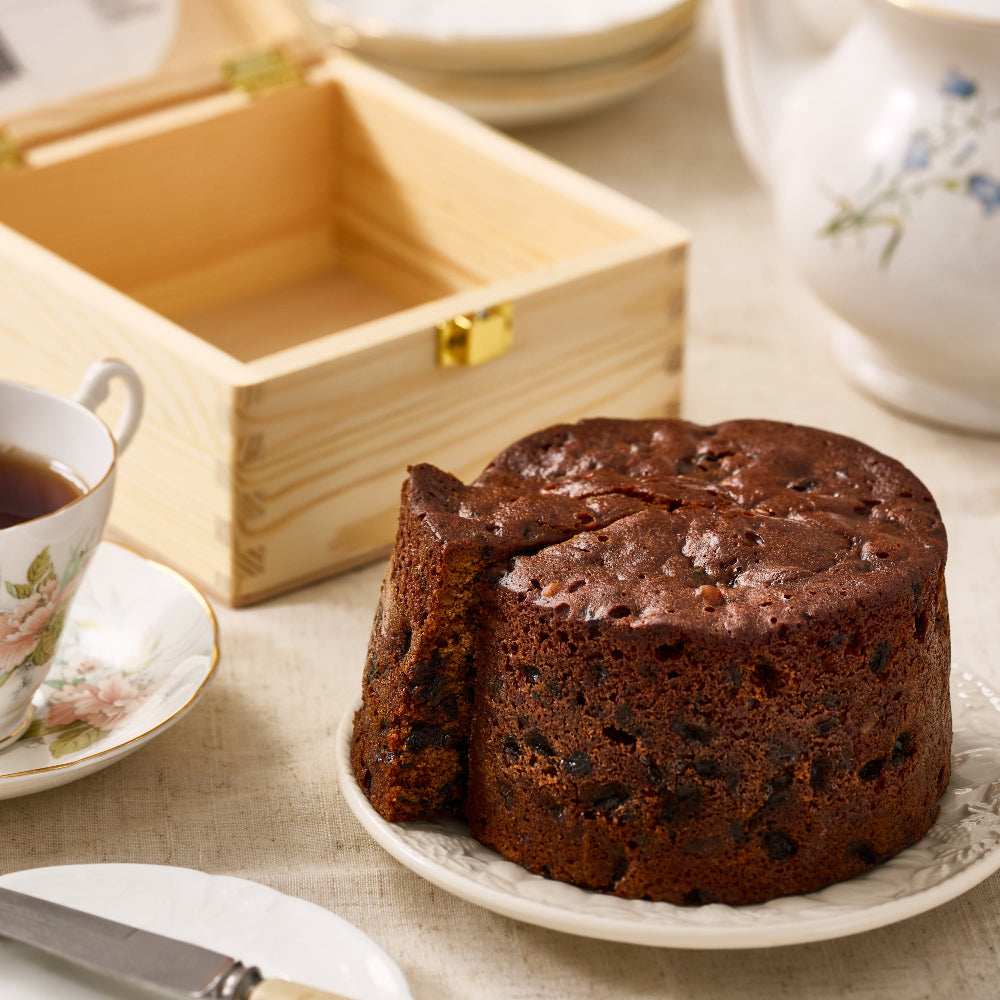 Classic English Fruit Cake in Wooden Gift Box 750g
